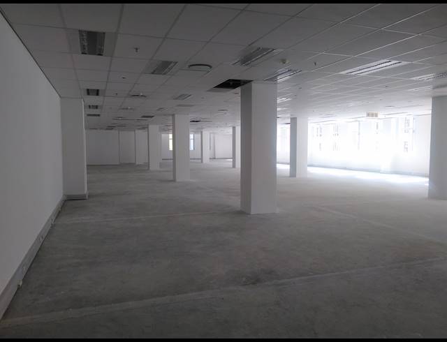 2,467M² OFFICE TO LET IN CAPE TOWN CITY CENTRE